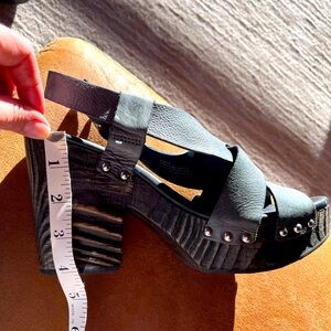 Kork-Ease Ave Platform Sandal Navy Leather Size 9